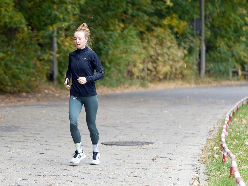 woman, lady, jogging-8183516.jpg